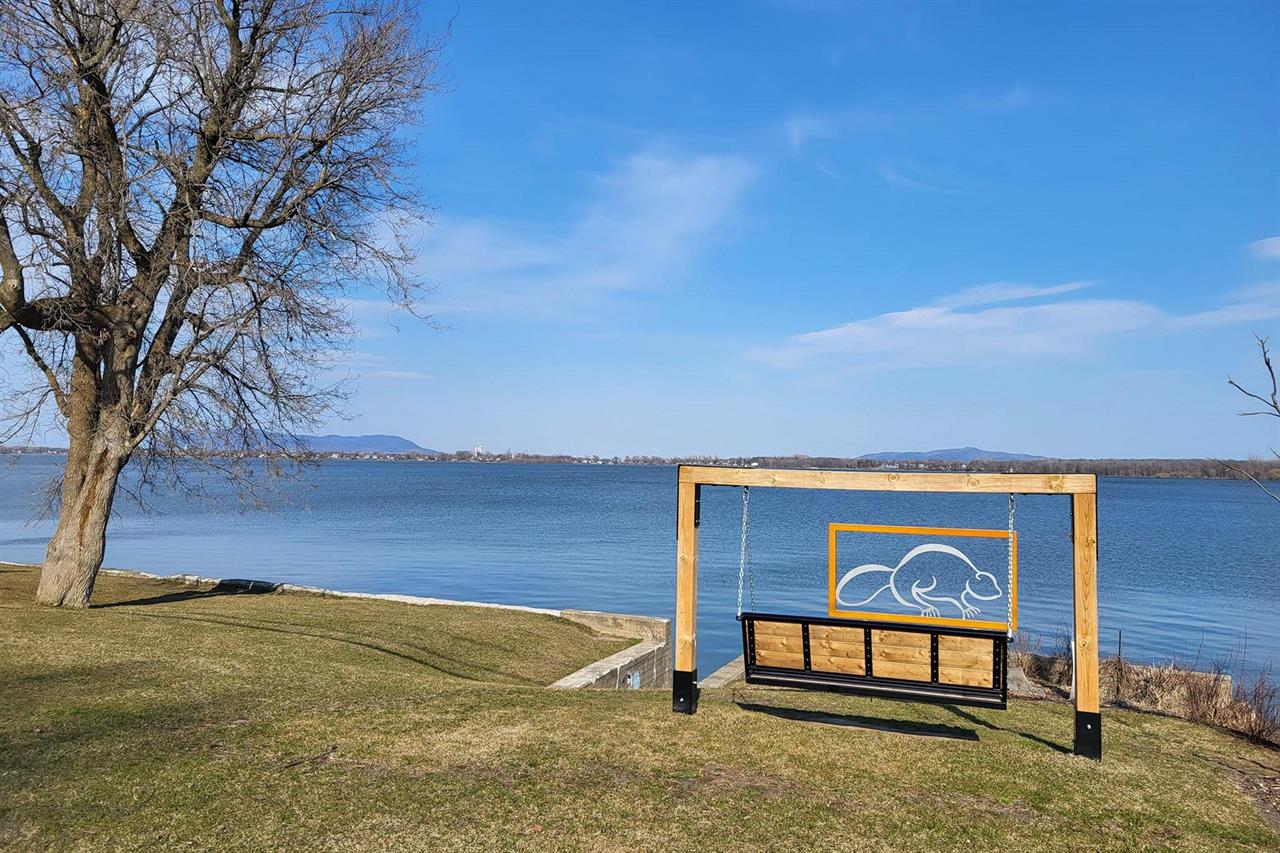 5 1/2 - 1224 Breton, Chambly