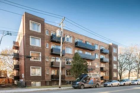 2 rooms apartment of 53m² in Montreal