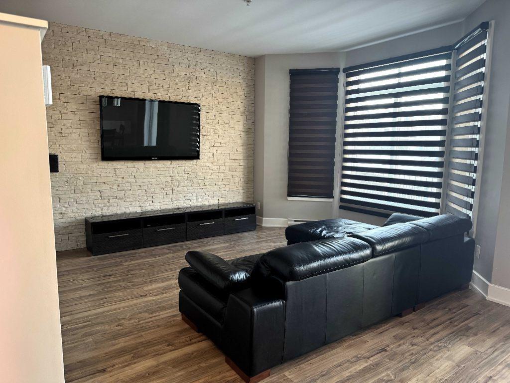 Condo neuf 3 1/2 meublé avec garage