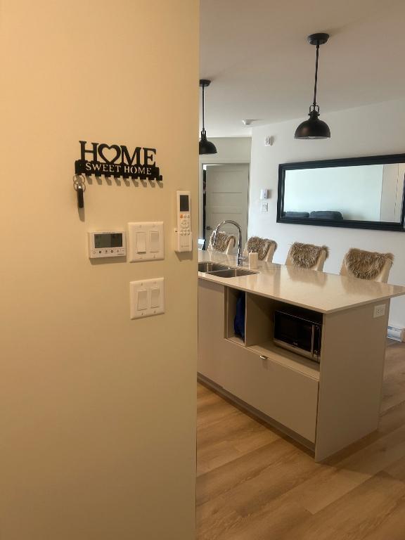 5 1/2 à louer dans immeuble neuf, 1 mois gratuit