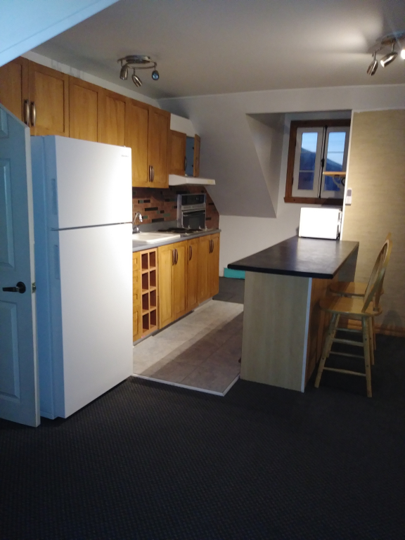 Grand 3½ Chauffage & Électricité Compris