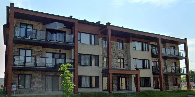 2 CH - 1 SDB - Laval - $2,100 /mo