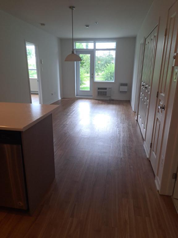 🏡 Á louer 4 ½ + Bureau – Tout Inclus – Mois de Juillet Gratuit !