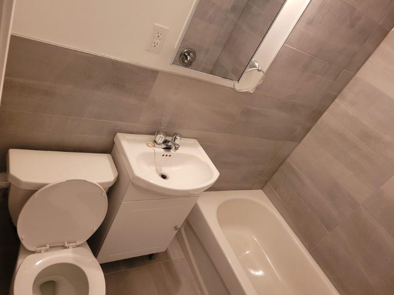 1 CH - 1 SDB - Montréal - $1,150 /mo