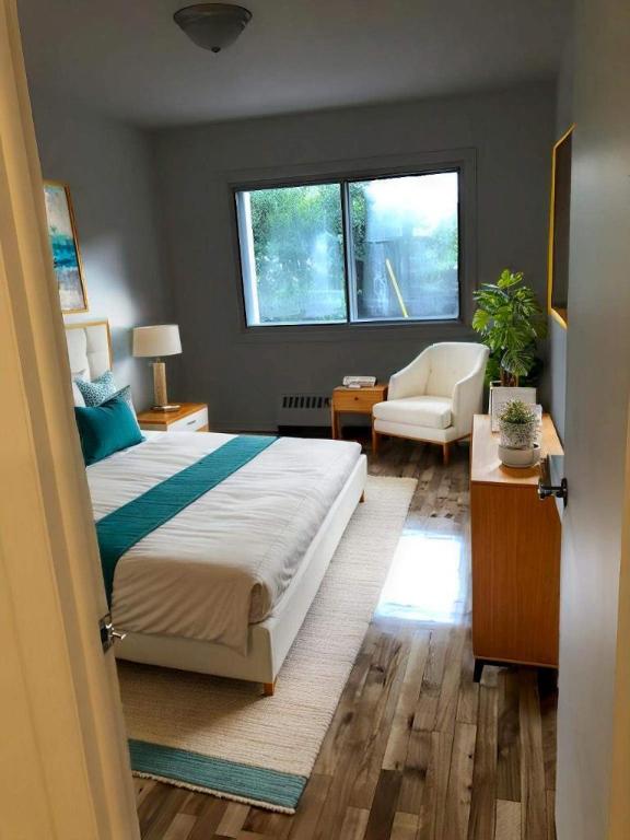 1 CH - 1 SDB - Laval - $1,300 /mo