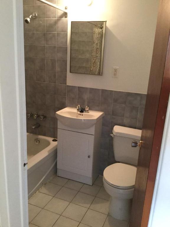 1 CH - 1 SDB - Montréal - $1,350 /mo