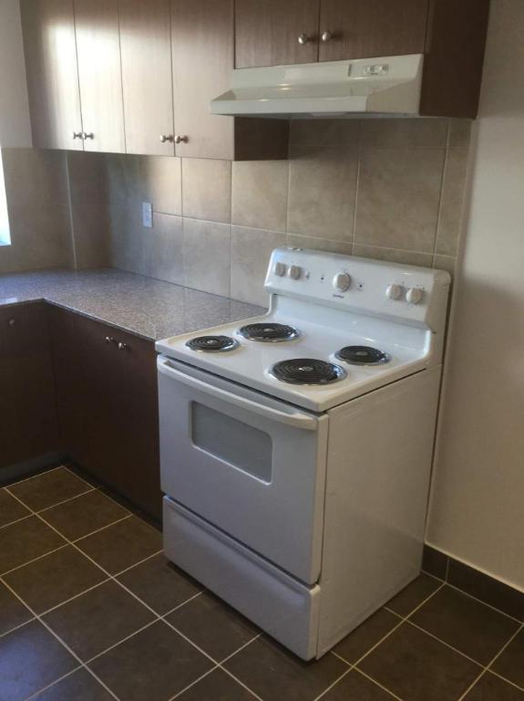 1 CH - 1 SDB - Côte Saint-Luc - $1,350 /mo