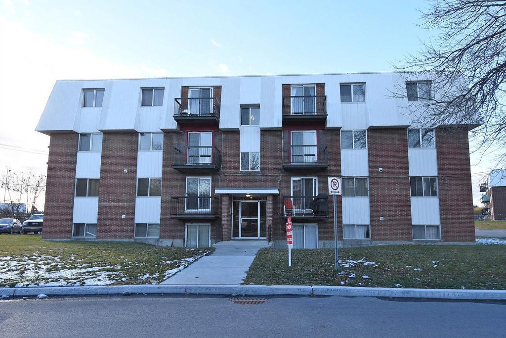 4 1/2 BOISBRIAND A LOUER LIBRE IMMEDIAT