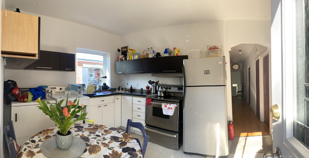 Jolie Chambre ☀️ Au 2e étages à Montréal