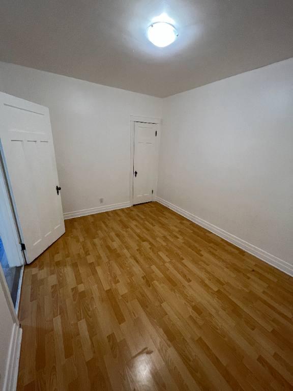 Beau Logement à Lachine 4 1/2 de deux chambres avec air climatisé.