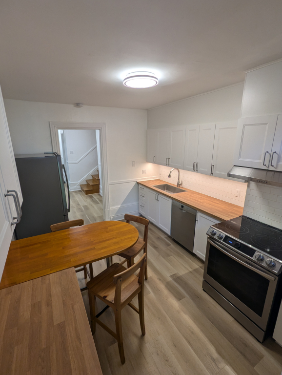 Apartement 6 1/2 - Metro Lionel-Groulx