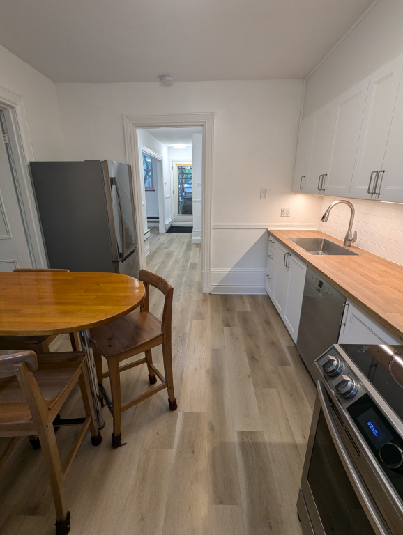 Apartement 6 1/2 - Metro Lionel-Groulx