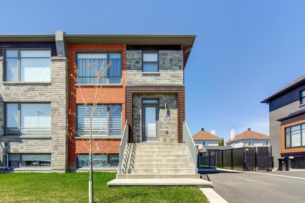 À louer / Appartement Longueuil (Le Vieux-Longueuil) (Montérégie