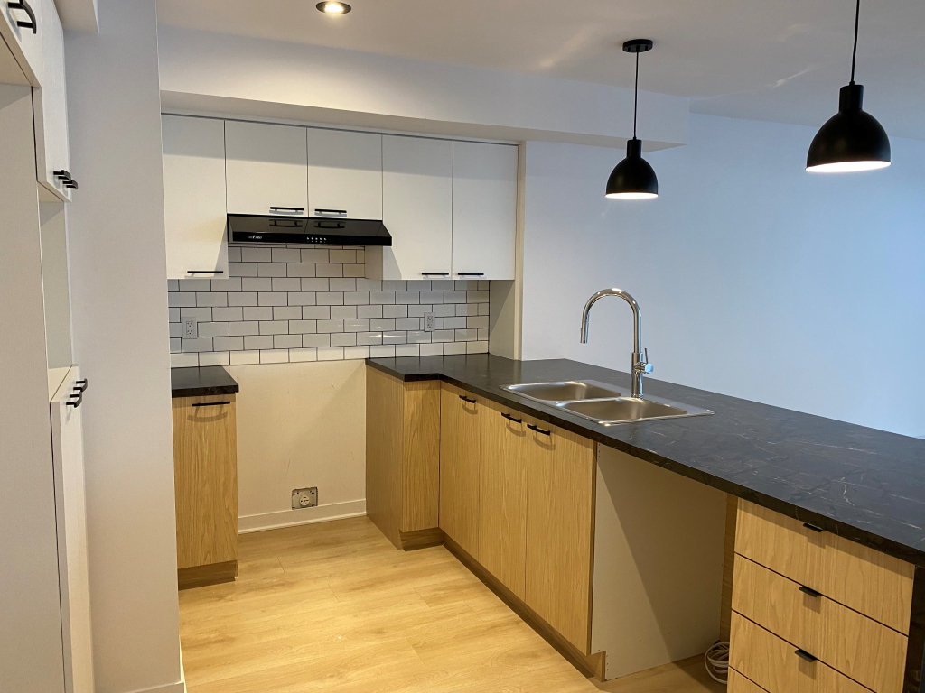 Logement 4 1/2 - Sept 2025 - Ascenseur