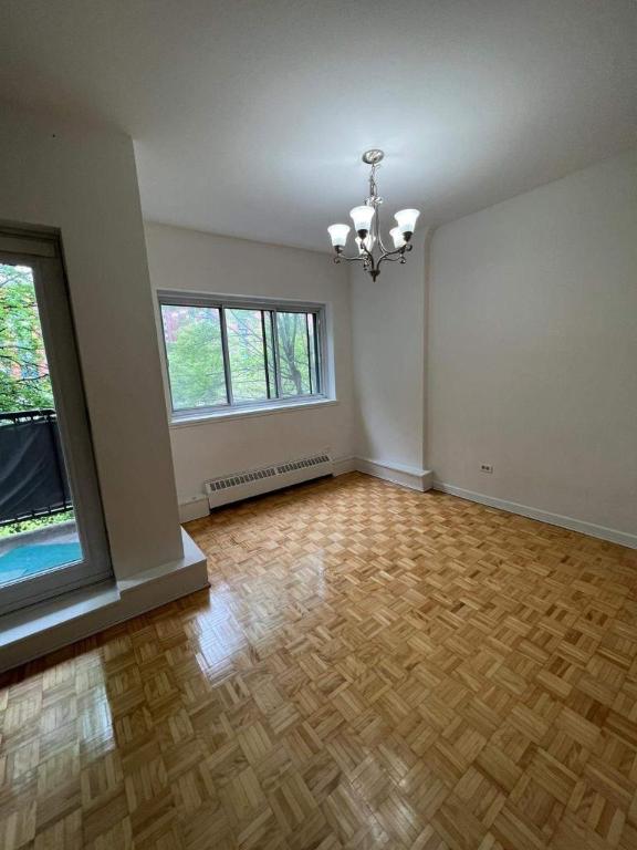 2 CH - 1 SDB - Montréal - $1,795 /mo