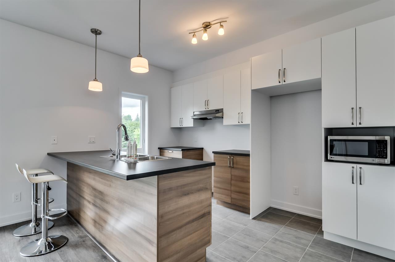 213 Rue Piree (Aylmer) Superbe Appartement 3 Chambres Et 2 Salle De Bain