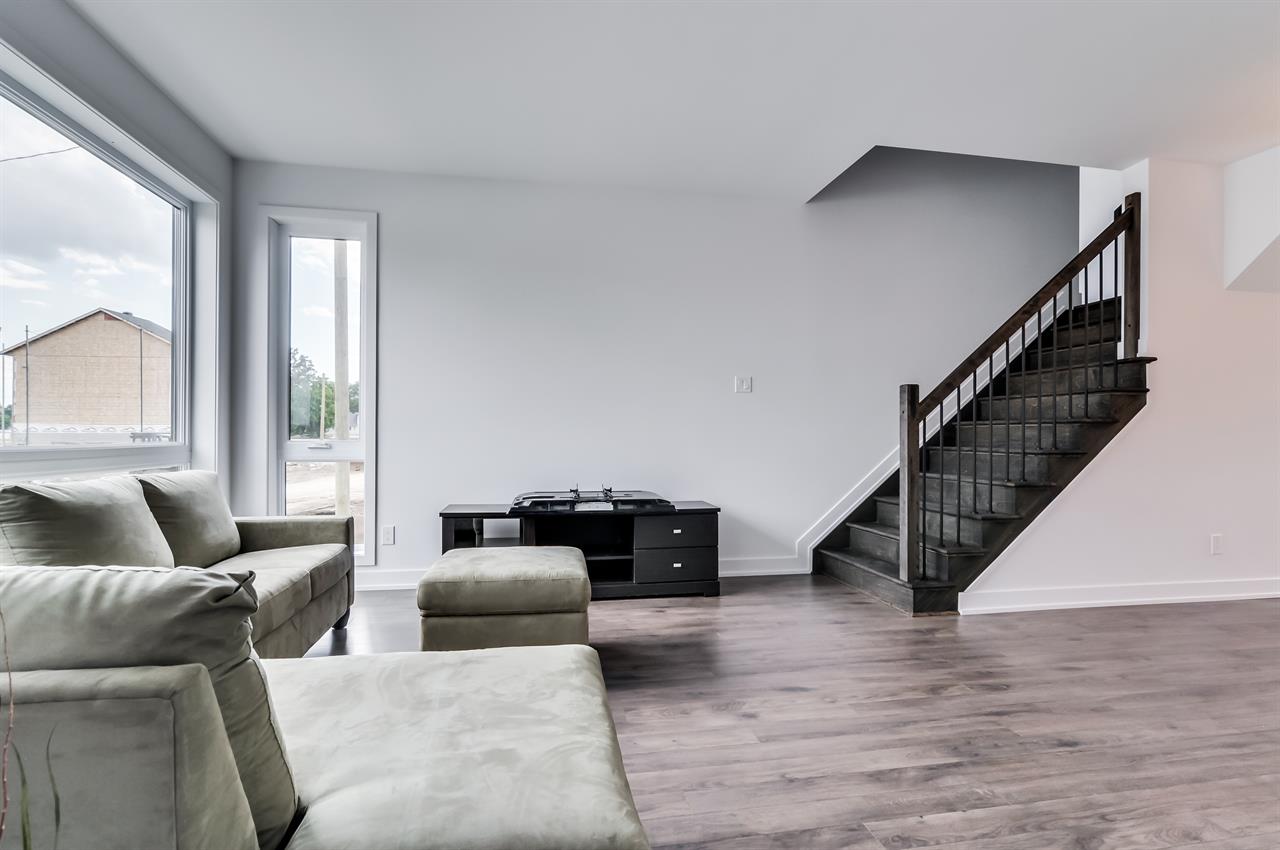 213 Rue Piree (Aylmer) Superbe Appartement 3 Chambres Et 2 Salle De Bain