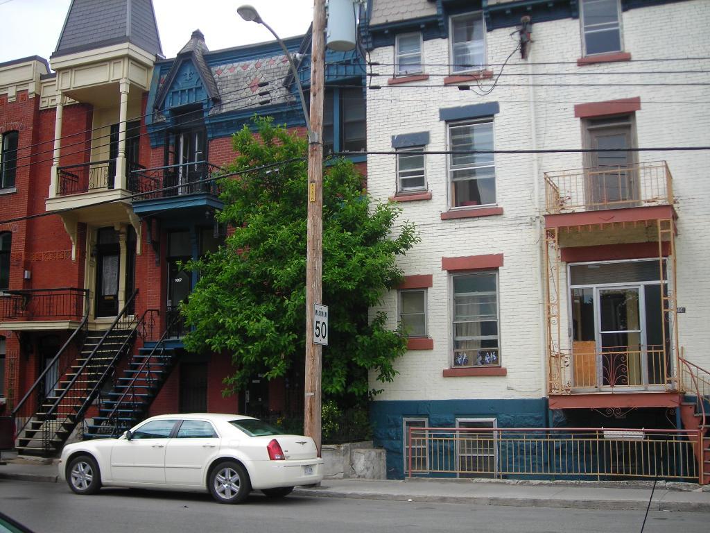 1er Août / 3 1/2 (2 chambres) meublé, tout inclus Métro Papineau
