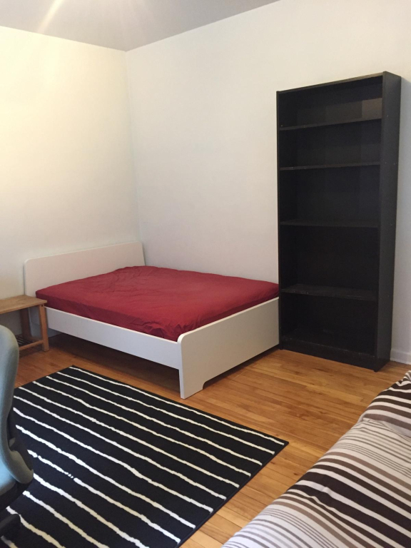 Chambre Meublée à Montréal