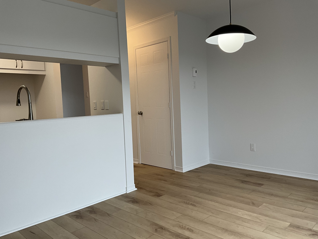 4 1/2 Rénové Au Coeur De La Prairie
