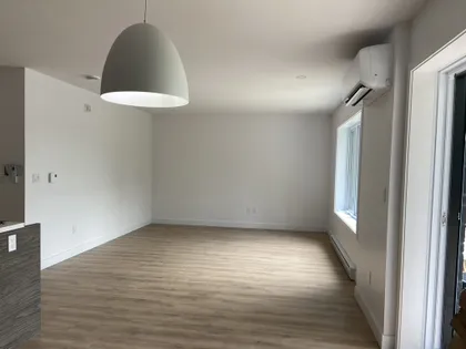 4 rooms apartment of 126 m² in Sherbrooke