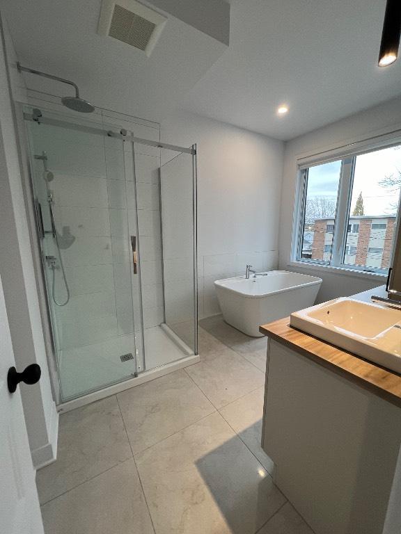 Luxueux et neuf 41/2 St-Hyacinthe (près de l’hôpital)