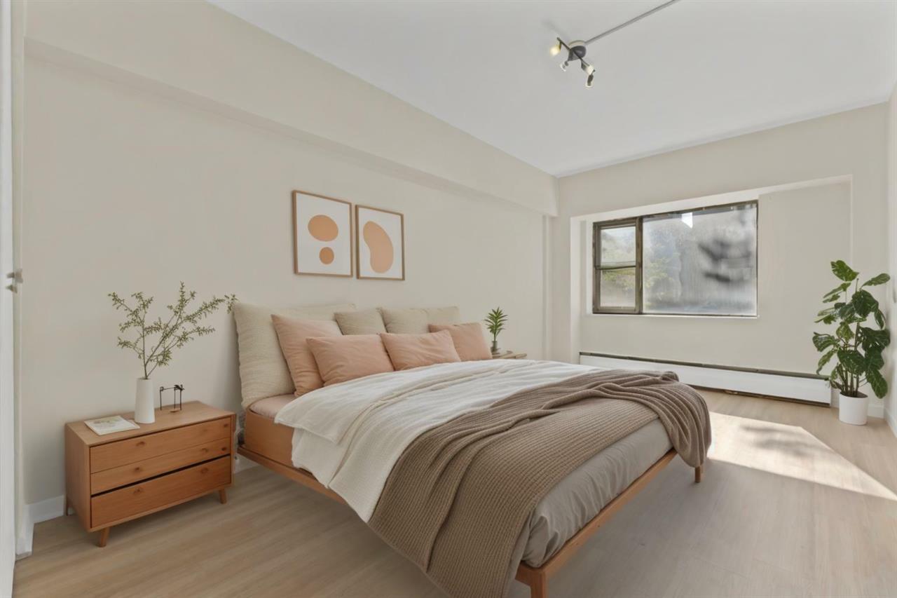 2 Bedroom - 3553 Rue Durocher, Montréal