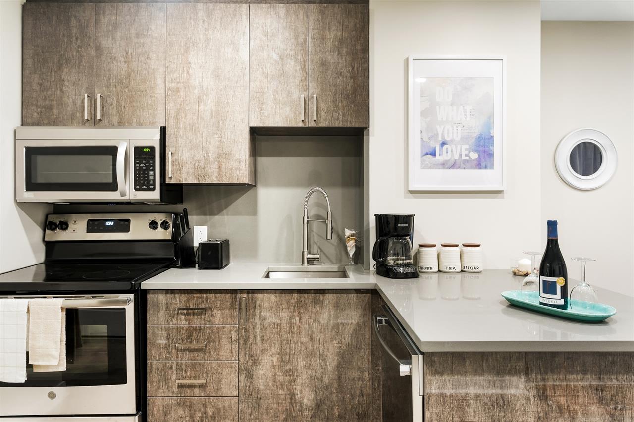 3 Bedroom - 64 Duluth Ouest, Montréal