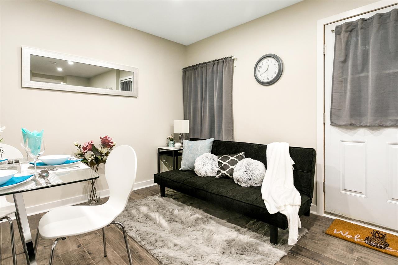 3 Bedroom - 64 Duluth Ouest, Montréal