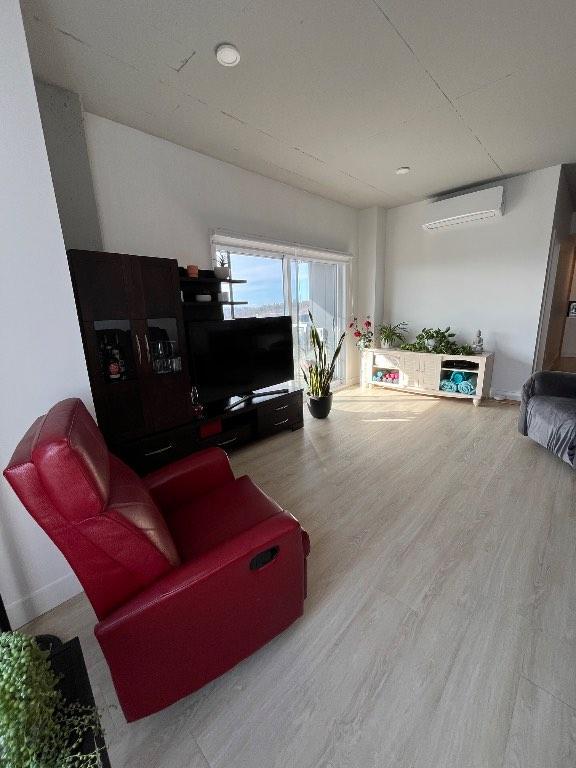 St-Romuald, 5½ disponible au plus tard 25 août 2025 - 2061$ ( mois de septembre gratuit)