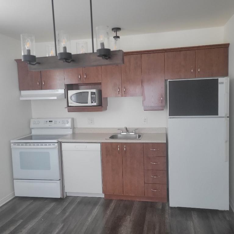 Condo 3 1/2 à louer