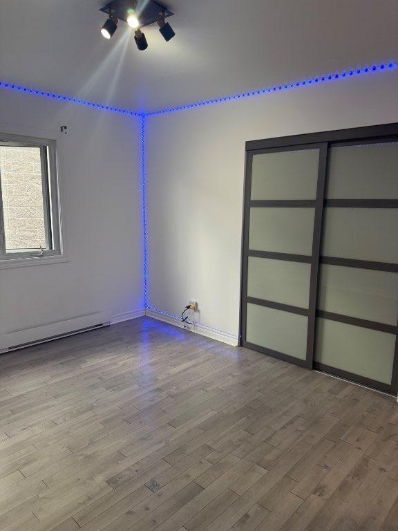Grand 4 1/2 disponible nouveau Rosemont 1 aout