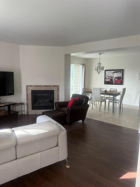4 1/2 Condo libre immediatement