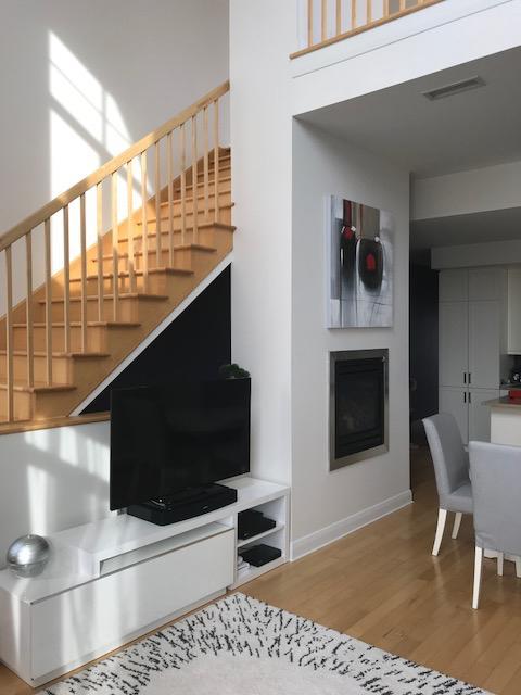 Penthouse faubourg boisbriand 4.5 avec mezzanine et grande terrasse extérieur