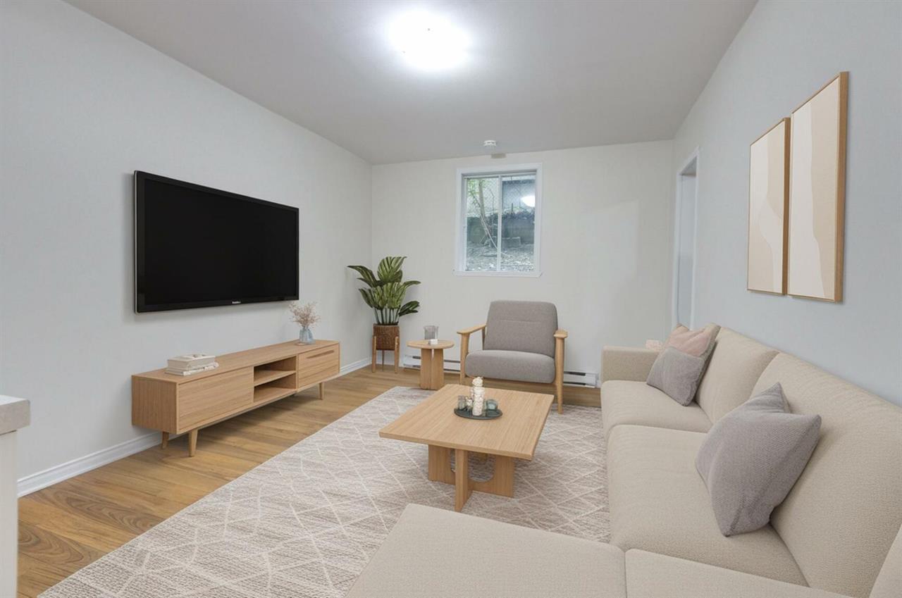 1 Bedroom - 4620 Avenue Barclay, Montréal