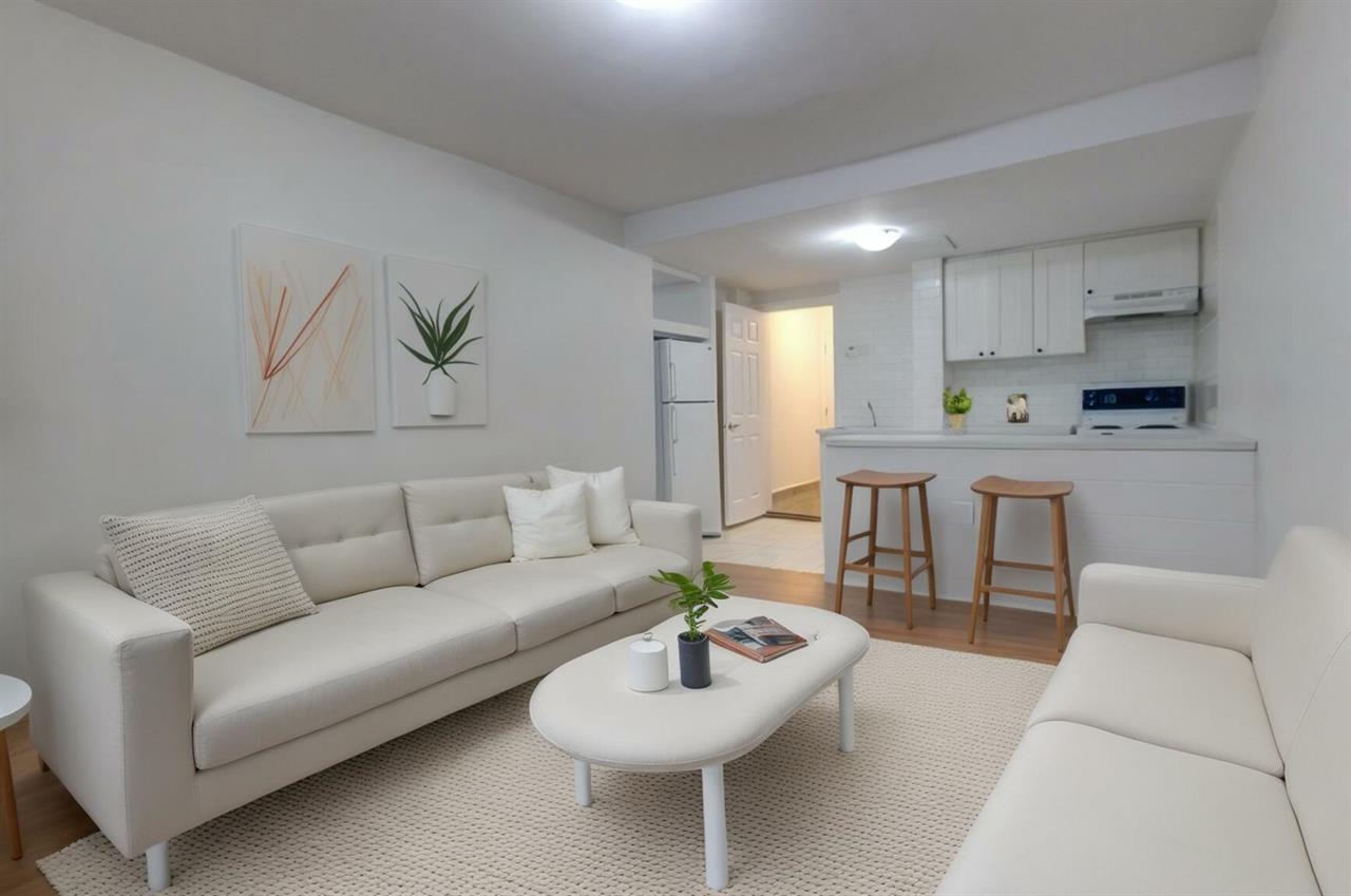 1 Bedroom - 4620 Avenue Barclay, Montréal