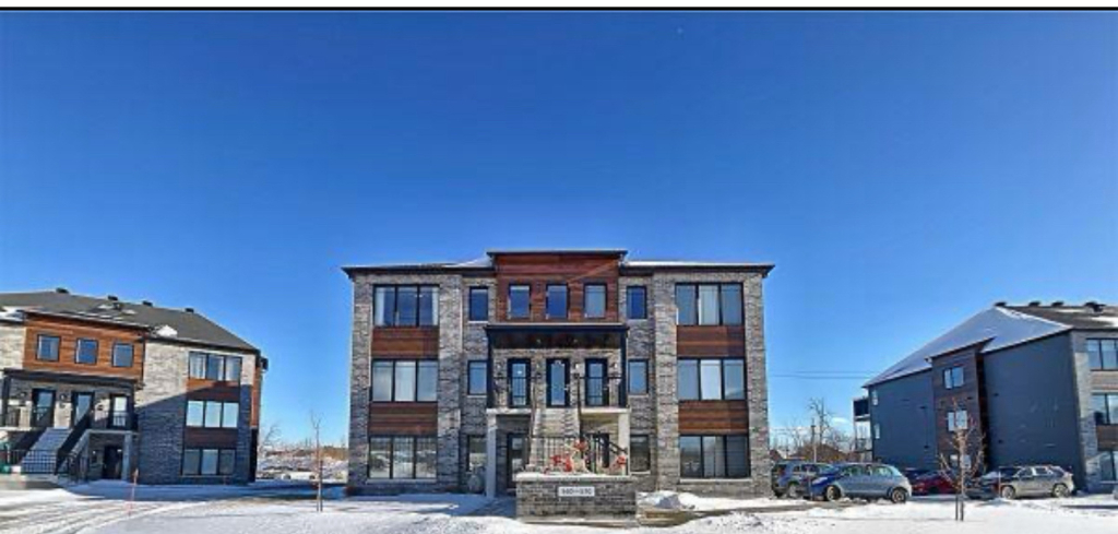 Condo à Louer 5 1/2 électros Inclus