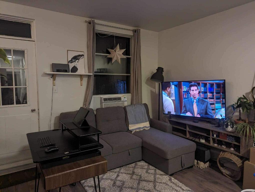 Appartement 3 1/2 à louer — Le Ber, Montréal, Disponible le 1er août