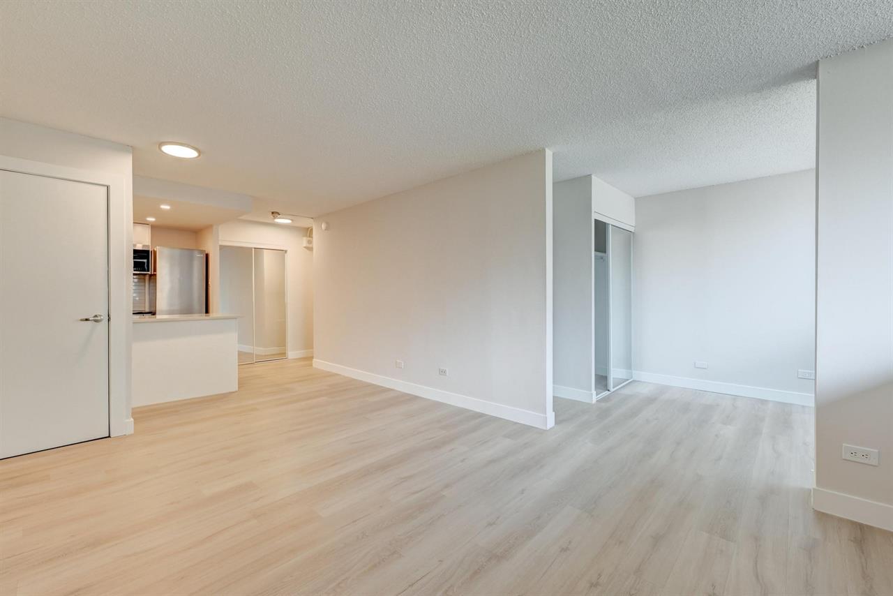 705 - 2000 Saint-Marc Street, Montréal