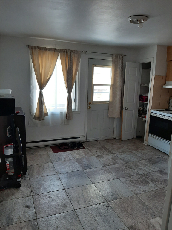 5½ Haut-duplex, Près Du Métro Langelier