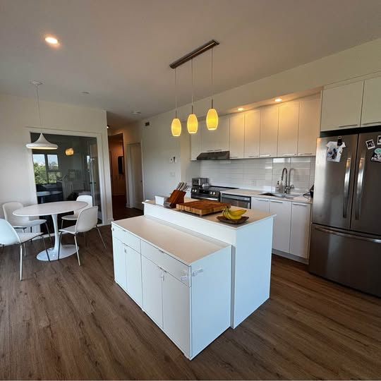 Magnifique Condo Avec Vue Sur L'eau