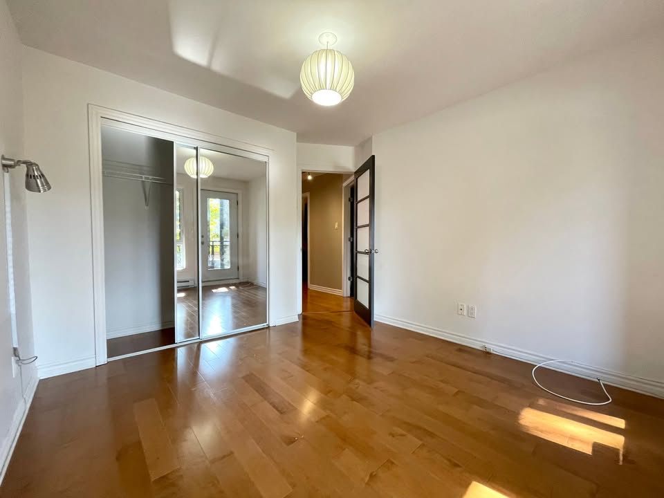 Hochelaga - Condo 4 1/2 Avec Garage