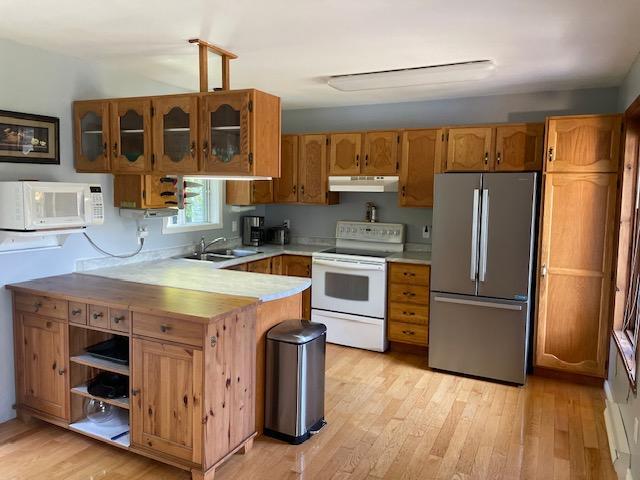 Maison unifamiliale $1950/mois (semi-meublée), 1er Aout