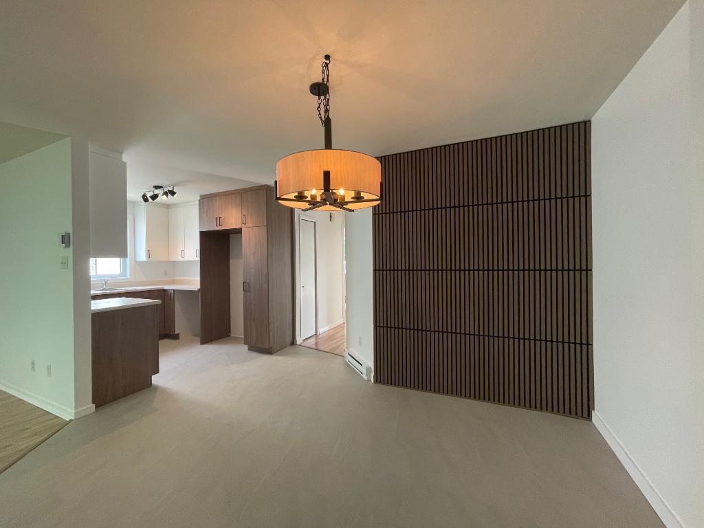Logement 4 1/2 à louer St-Jérôme pour le 15 août 1 350$