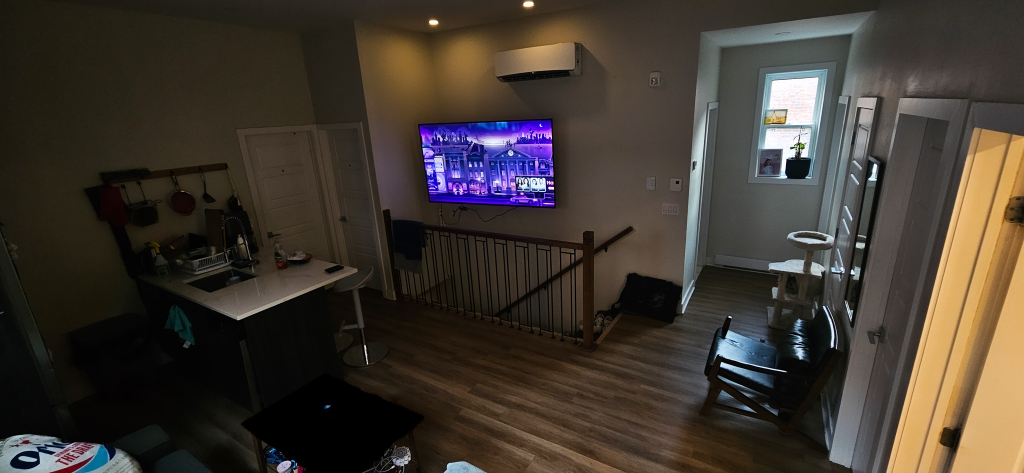 Rooms Available 2 Minutes To Concordia