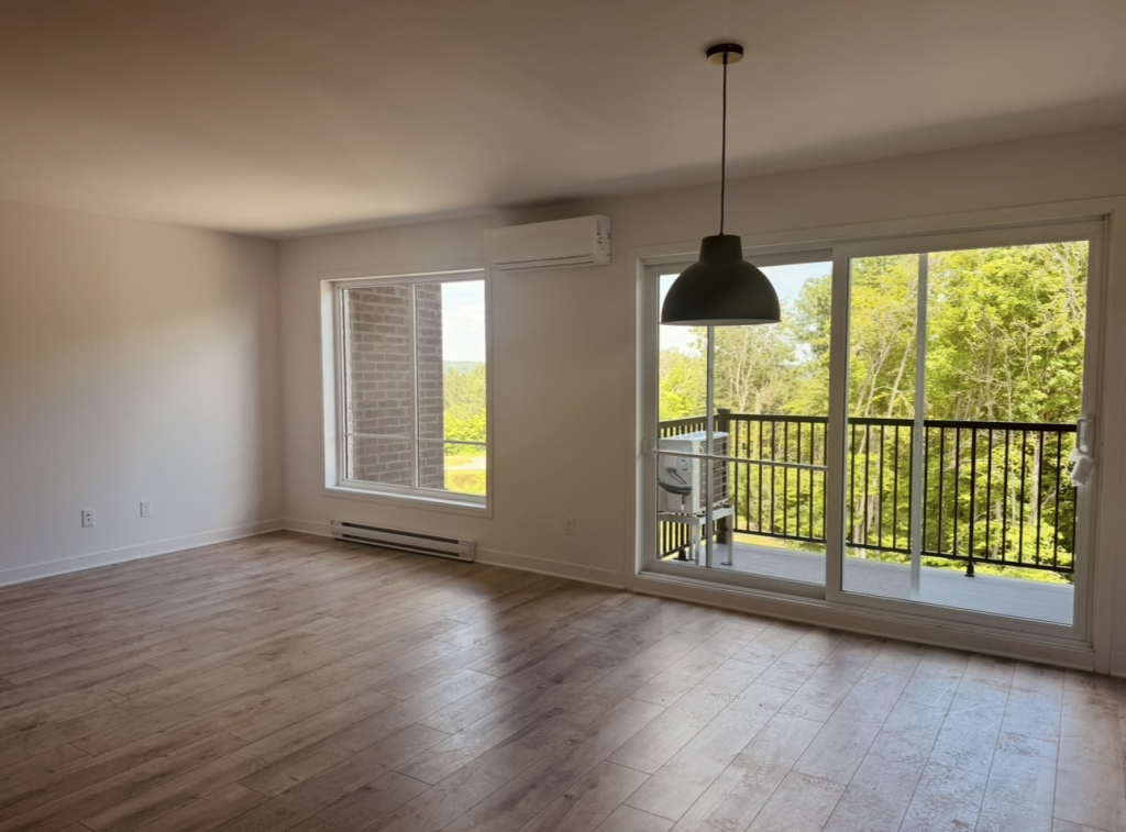 Logement 5 1/2 Neuf - Aout/Sept 2025