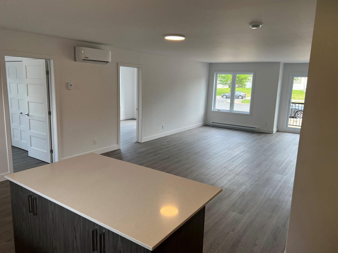 2 CH - 1 SDB - Montréal - $2,050 /mo