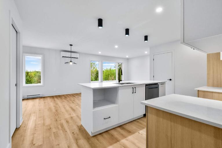 Condo locatif de 3 chambres à louer à L'Assomption
