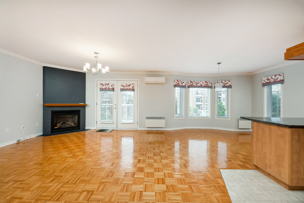 Condo 4 ½ Rénové à Louer à St-Hubert