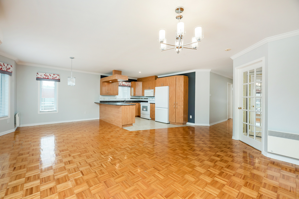 Condo 4 ½ Rénové à Louer à St-Hubert